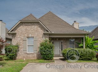 1132 Washington Dr, Moody, AL 35004