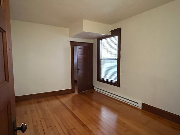 4th image of 1709 NW Glisan St #486726a88