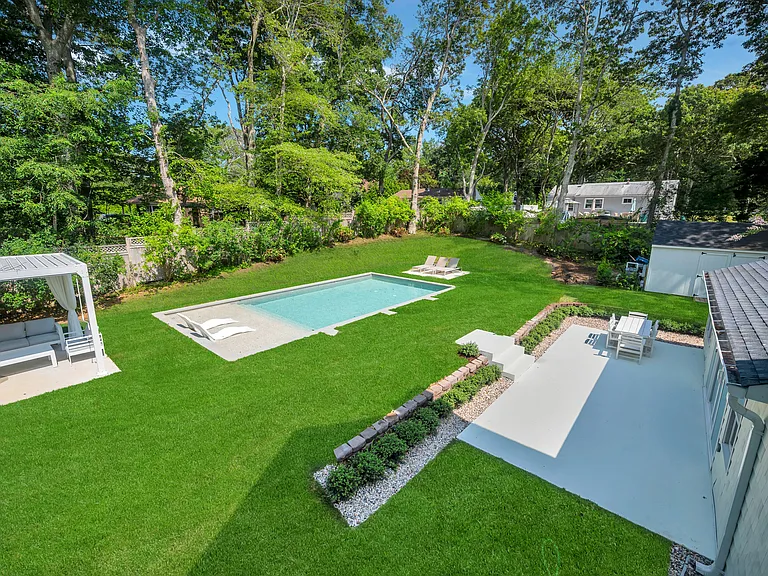 9 Pine Tree Rd — Photo 20