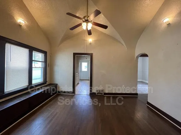 6931 Harrison Ave, Hammond, IN 46324