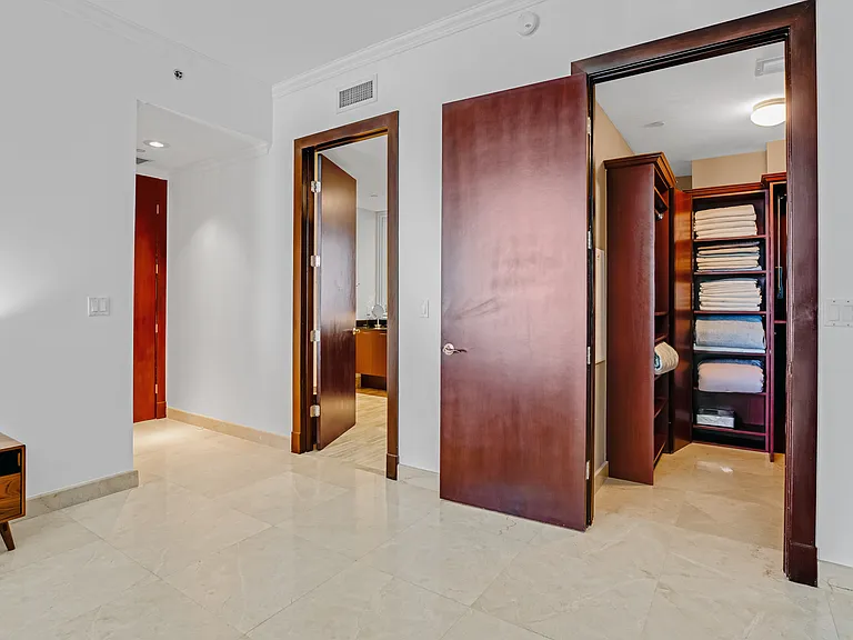 15901 Collins Ave #2305 — Photo 32