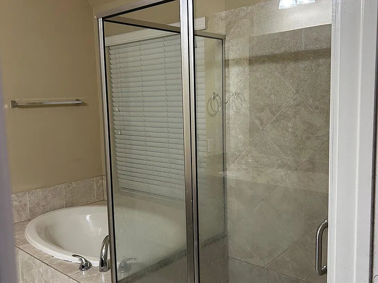 10310 Rouken Glen Ct — Photo 21