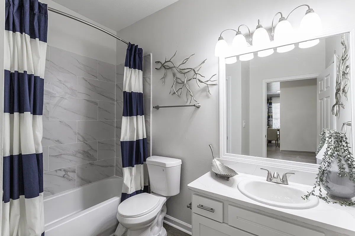 Floor plan 3Bd/2Ba Classic