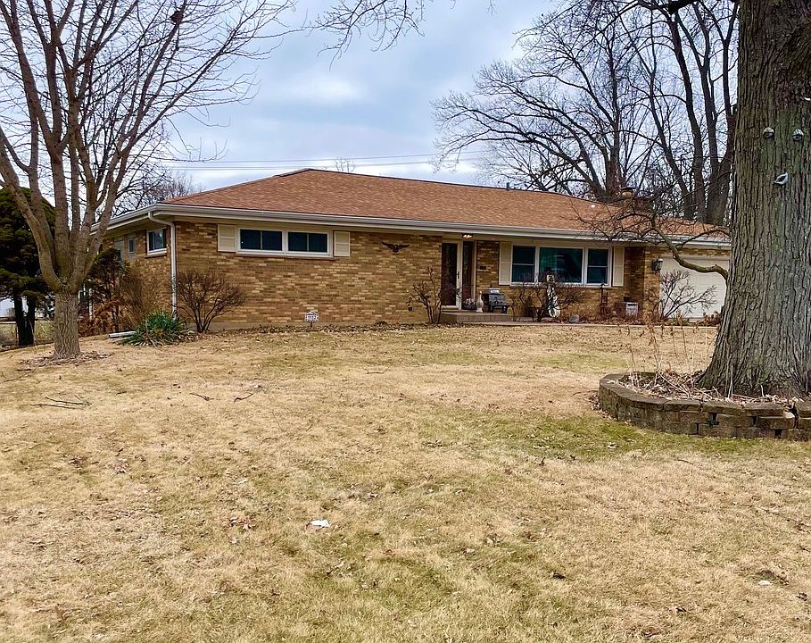 2nd image of 1112 Sweetbay Ct