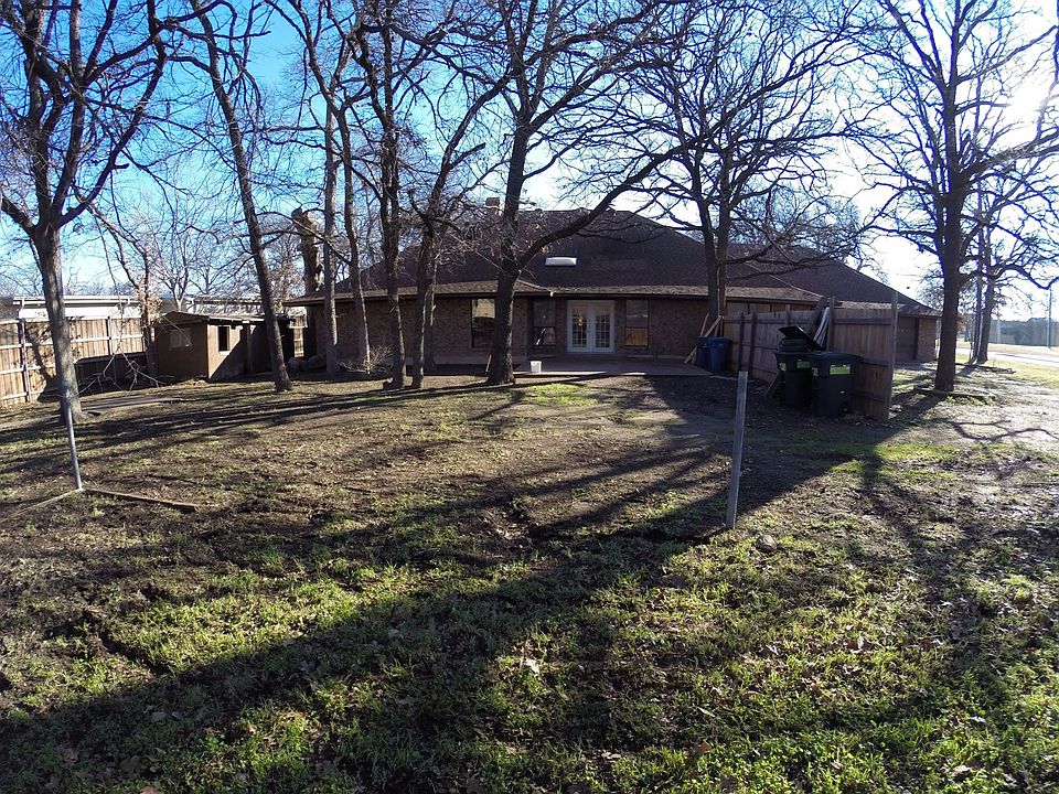 2nd image of 101 Shadydale Ln