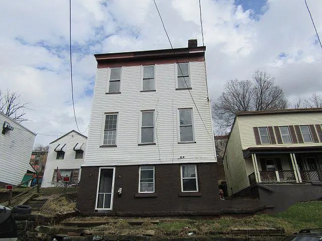 464 Market St photo 1