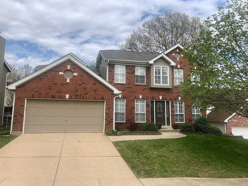 1st image of 304 Oak Top Ct