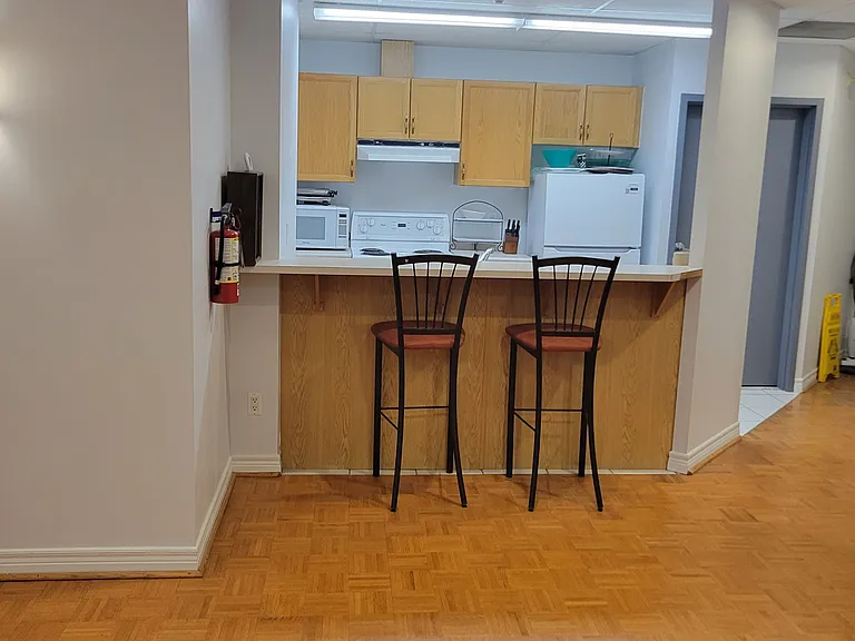 211 Randolph Rd #203 — Photo 15