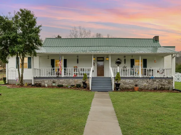 100 Kennys Bend Ln, Carthage, TN 37030