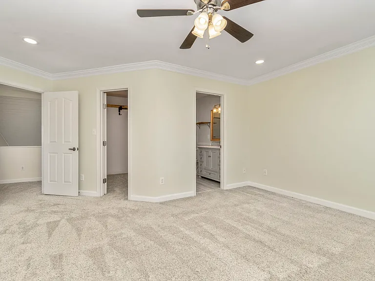 9568 Bay Front Dr — Photo 12
