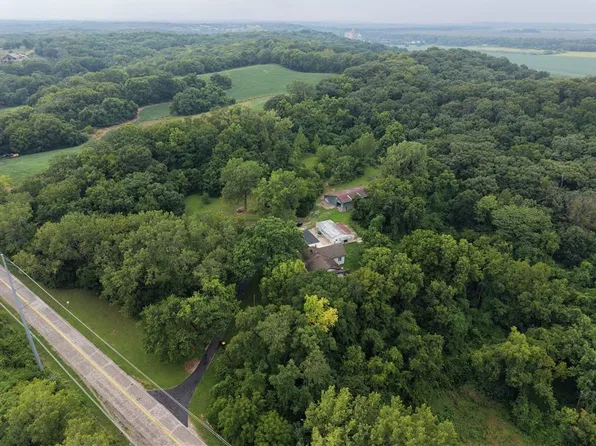 9800 Hutton Rd, Kansas City, KS 66109