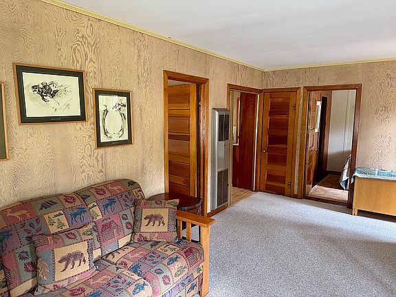 5th image of 3629 Poplar St