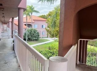 Alameda Jardins Condo, Hialeah, FL 33016