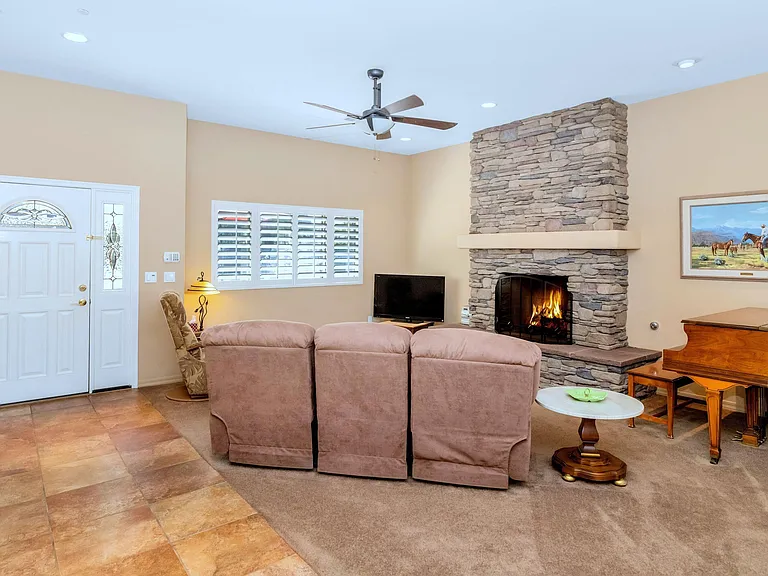 5839 E Indian School Rd — Photo 7