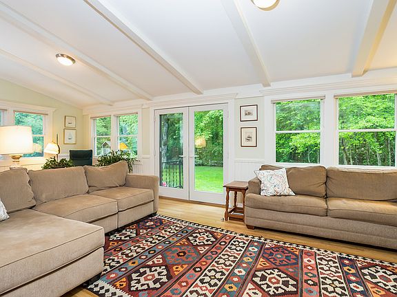 sunroom/family room