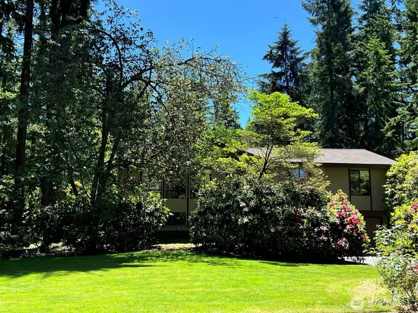 13203 NE 54th Place, Bellevue, WA 98005