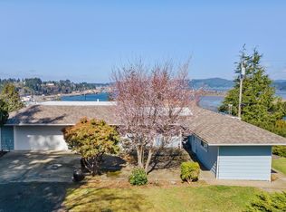 546 W Fir Ave, Coos Bay, OR