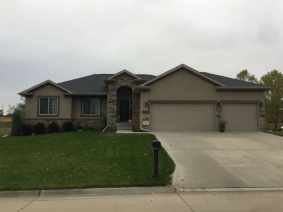 1561 Doyle Ln Beatrice NE 68310 Zillow