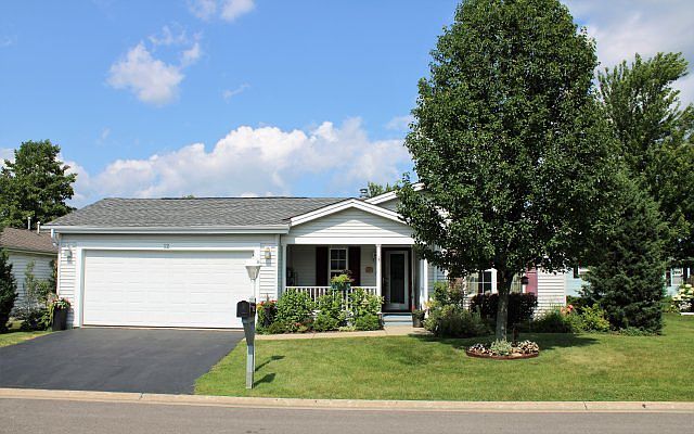 1st image of 12 Devonshire Ct