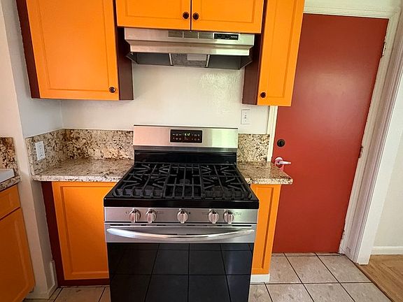 5th image of 1272 S Mayfair Ave #1