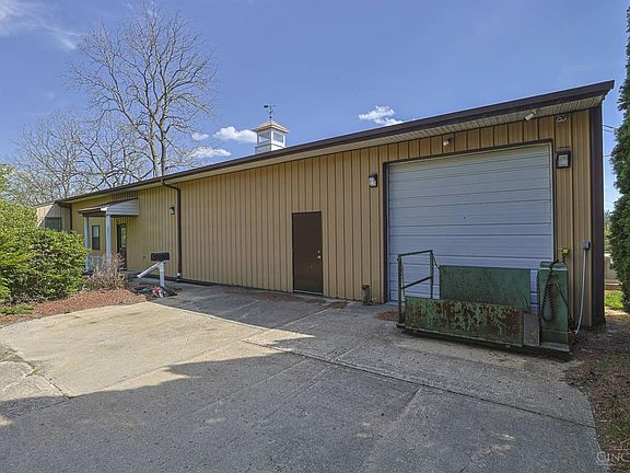 3rd image of 8969 Harrison Rd
