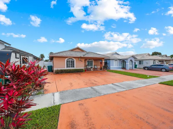 9778 NW 128th Lane, Hialeah Gardens, FL 33018