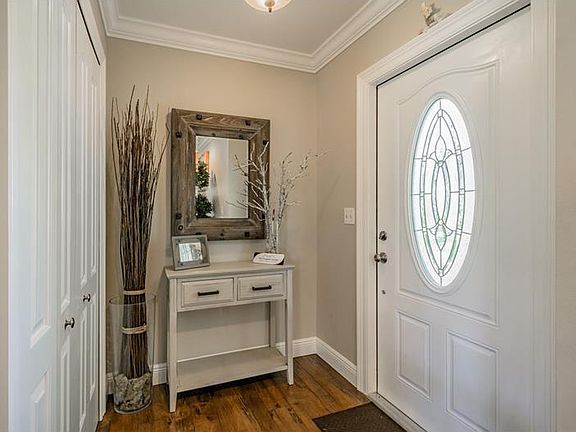 5th image of 910 Hendon Ct #130