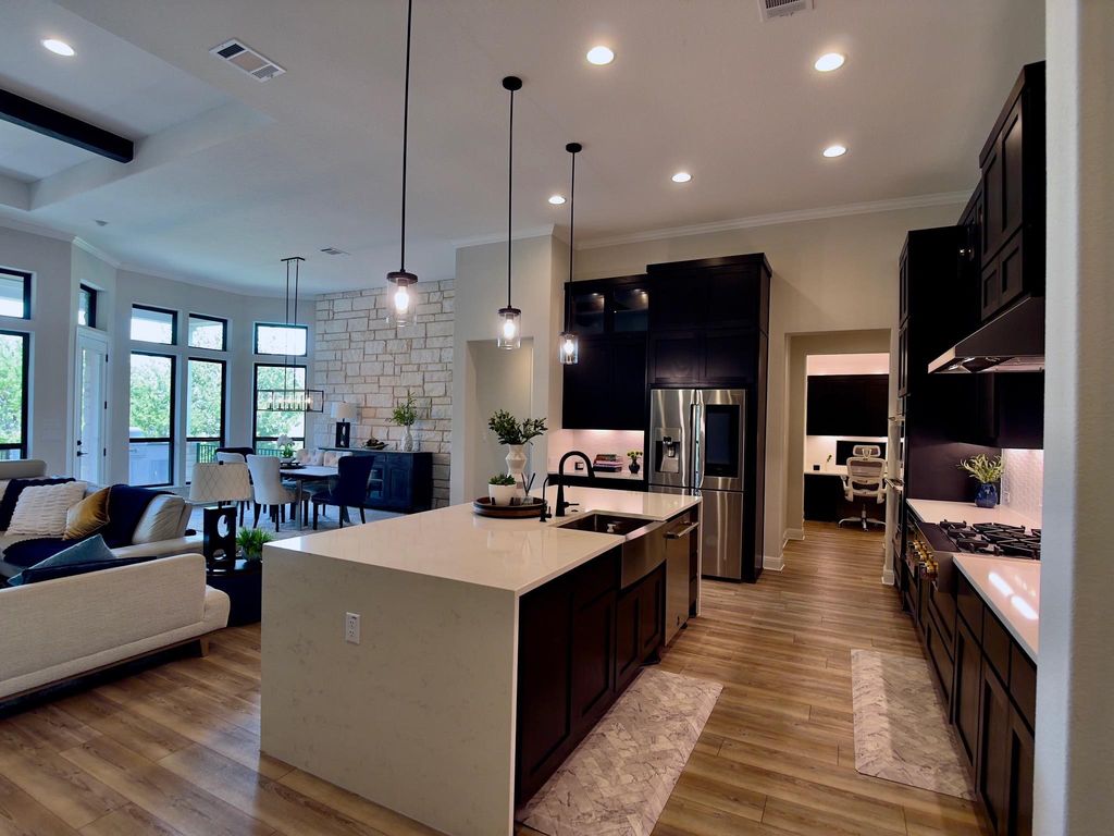 113 Spence Ln, Liberty Hill, TX - View 5