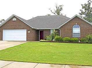 7008 David Dr, Siloam Springs, AR 72761