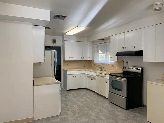 4th image of 6243 Oak Ave