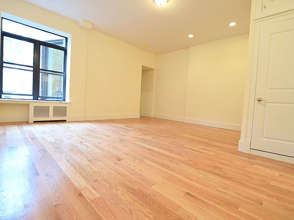 2nd image of 45 W 75th St APT 1B