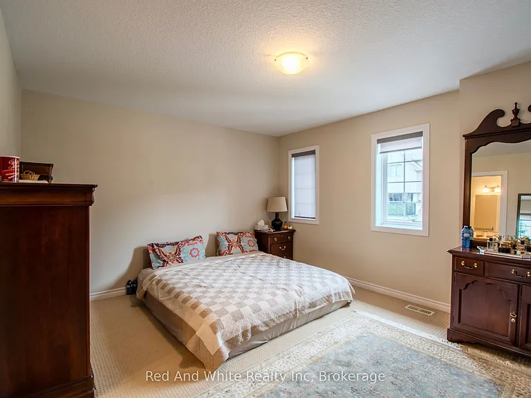 635 Saginaw Pkwy #10 — Photo 10