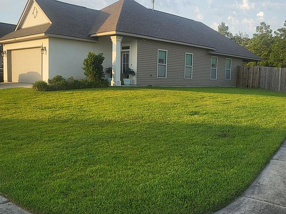 4th image of 4496 Park Shore Dr