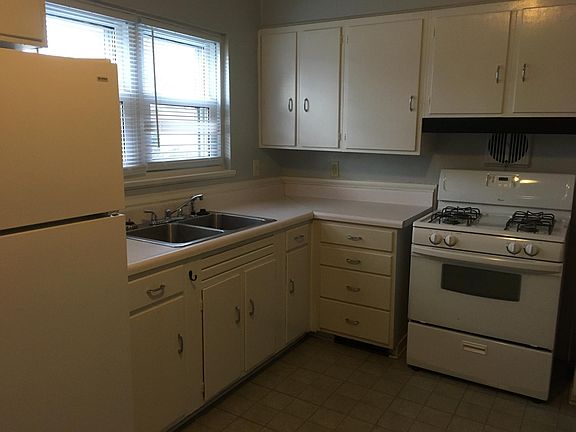 2nd image of 5383 Palm Cir