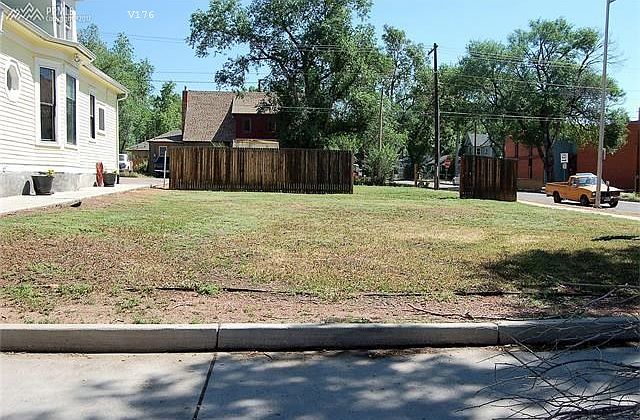 1st image of 2102 W Colorado Ave