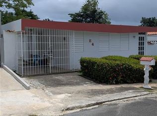 Urb Santa Elena Calle #9-E-5, Bayamon, PR 00957