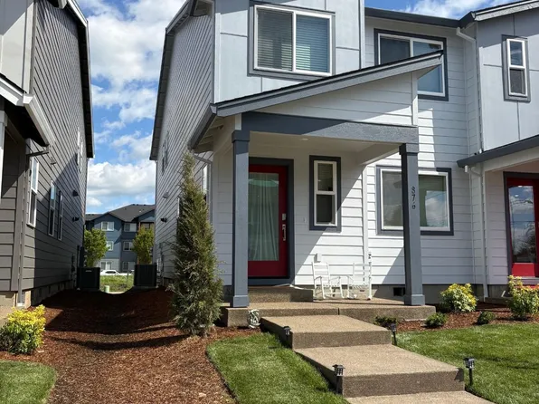 876 Sifuentez Ct, Woodburn, OR 97071