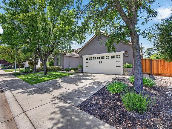 4th image of 7661 Colbert Dr
