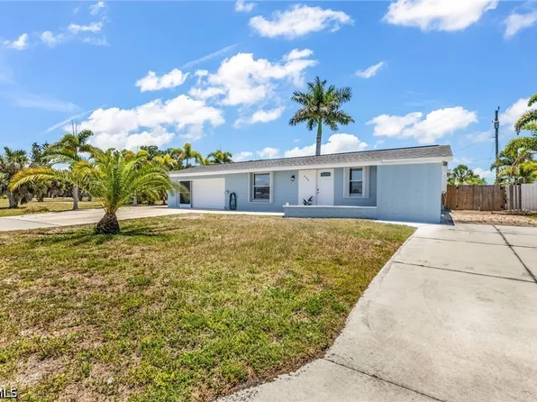 433 Glenridge Ave NW, Port Charlotte, FL 33952