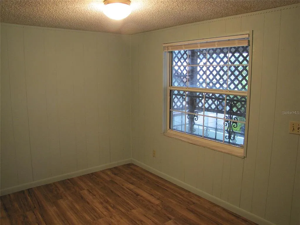 1 bed, 1.0 bath, 400 sqft, $1,100 — Photo 2