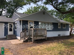5731 Northport Dr, Brooklyn Center, MN 55429