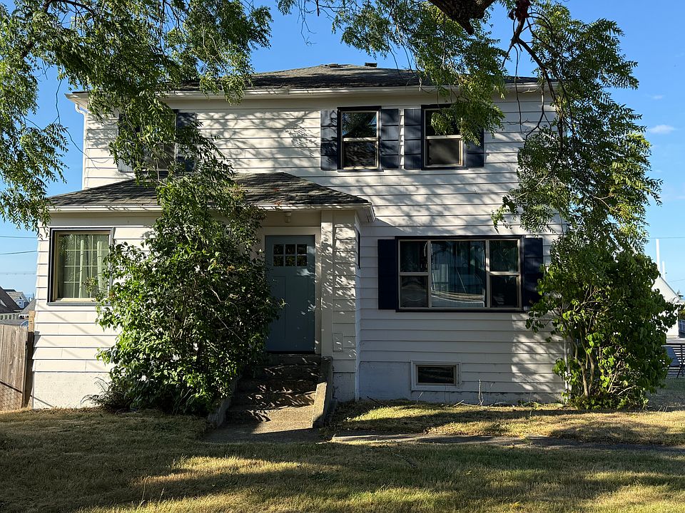 1st image of 127 E 14th St #1