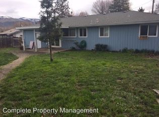 126 Sharon Dr, Phoenix, OR 97535
