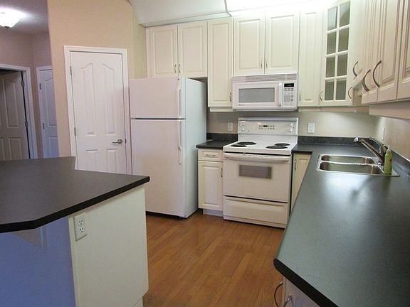 5th image of 9008 99th Ave NW