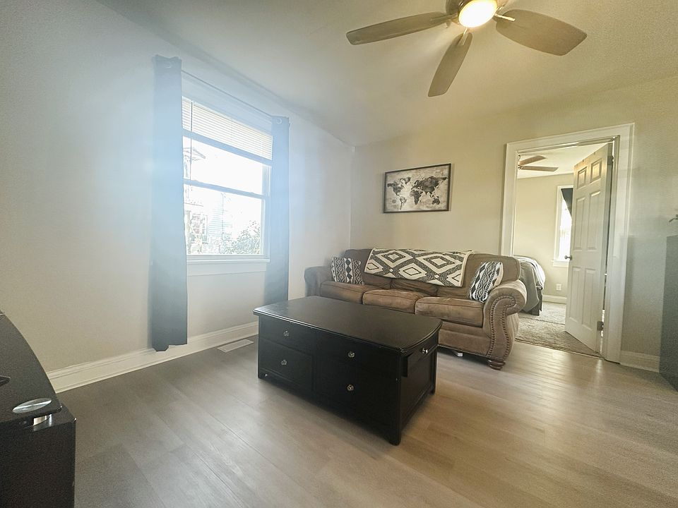 1st image of 4551 Hampshire Ave