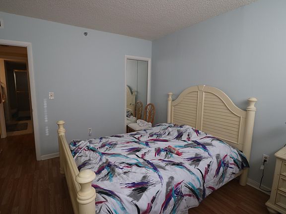 5th image of 4001 Hillcrest Drive #510