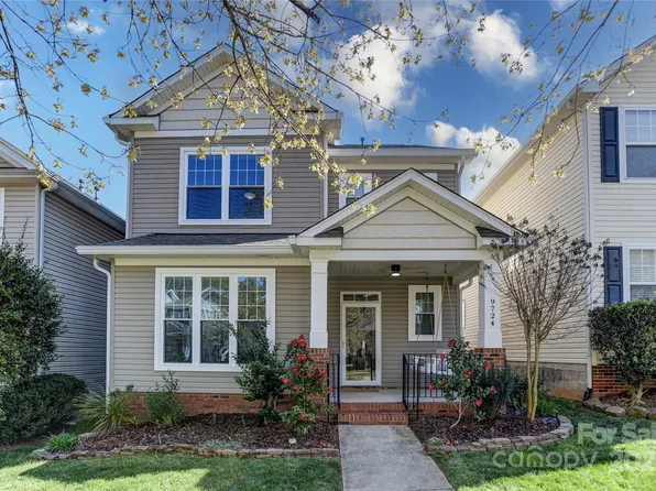 9724 Cadman Ct, Cornelius, NC 28031