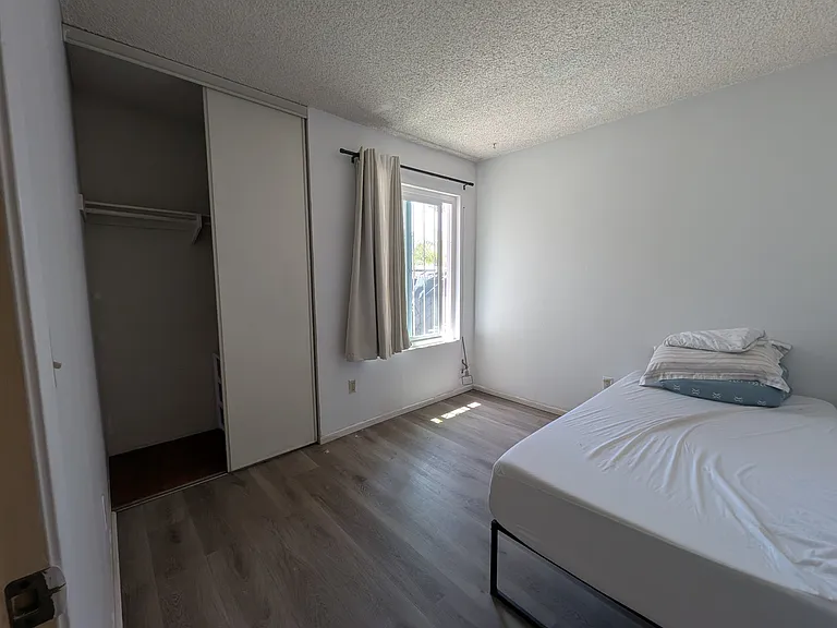 6850 Windward St — Photo 2