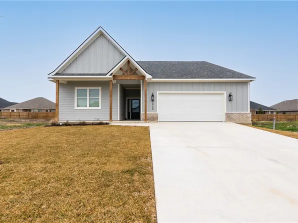 2908 Bombay Ct, Bryan, TX 77808