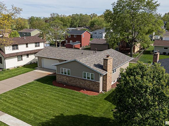 3rd image of 2135 W 31st St